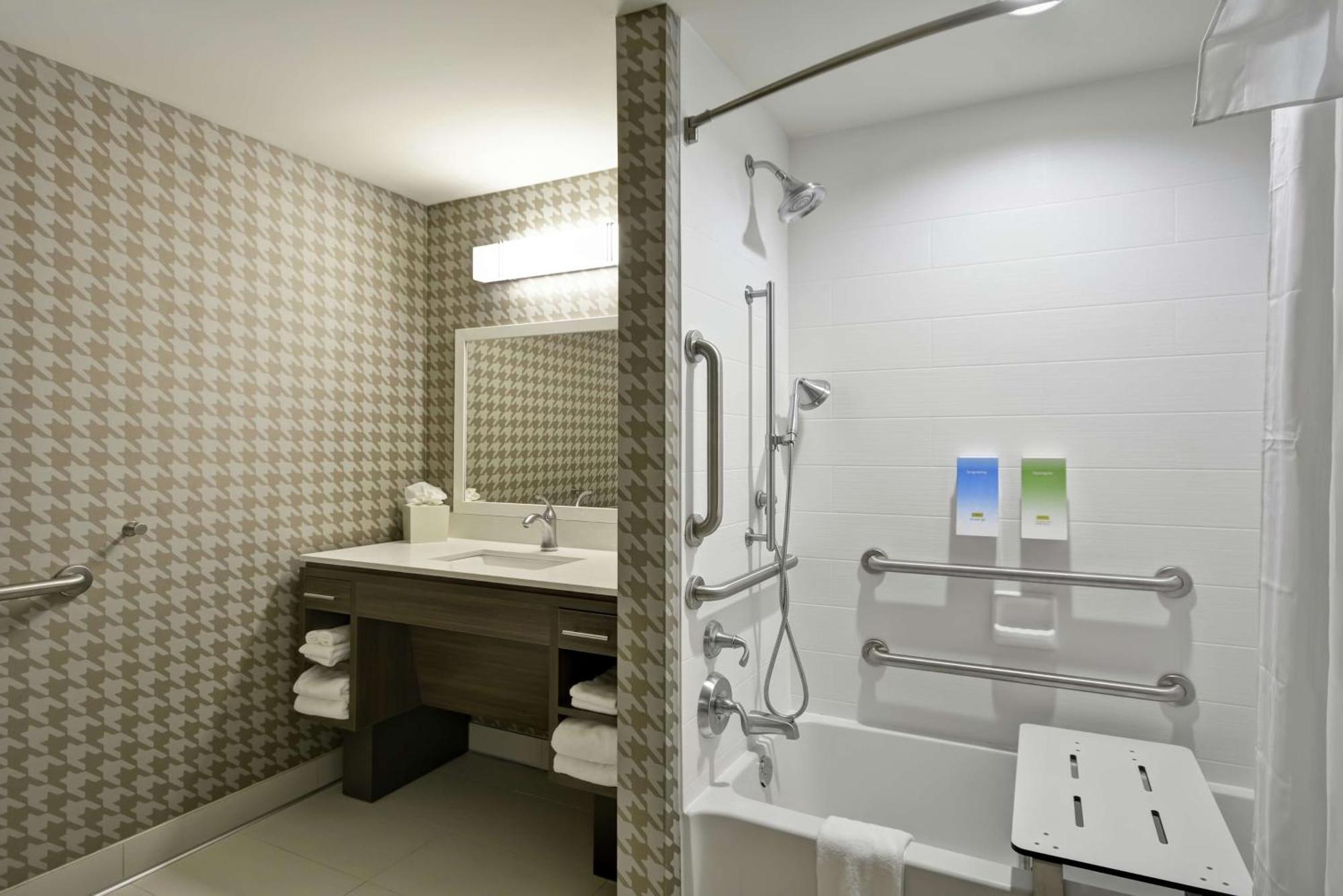 Home2 Suites By Hilton Plymouth Minneapolis Экстерьер фото